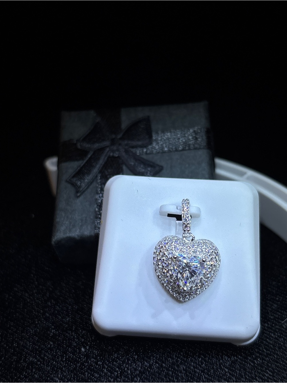 .925 Sterling Silver 2ct. VVS Moissanite Pave’ Heart Solitaire Pendant - Picture 5 of 14